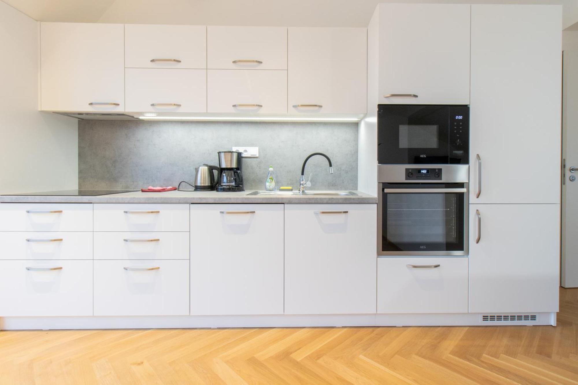 Churchill Heritage Apartment *